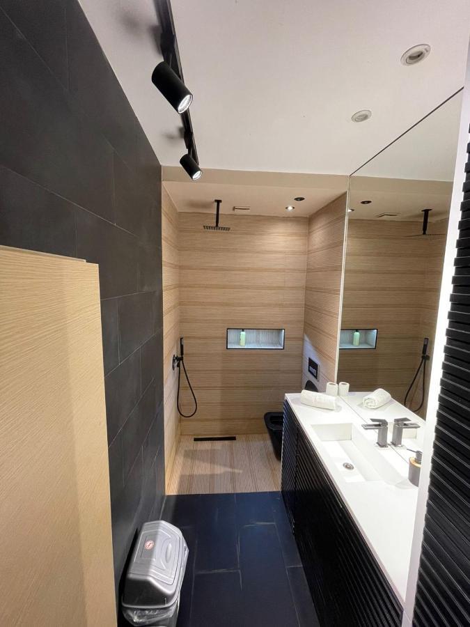 City Center Apartament, Pazari Ri Тирана Экстерьер фото